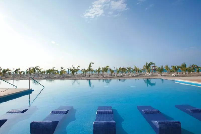 Hotel Riu Playa Blanca - All Inclusive