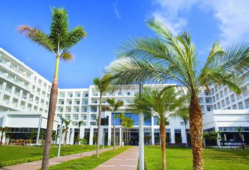 Hotel Riu Playa Blanca - All Inclusive