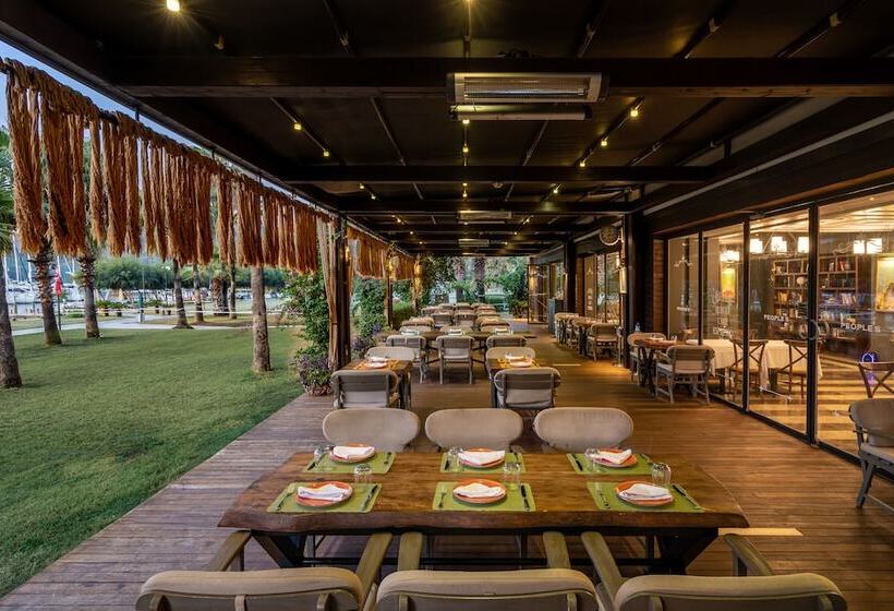 فندق Rixos Premium Göcek - Adult Only