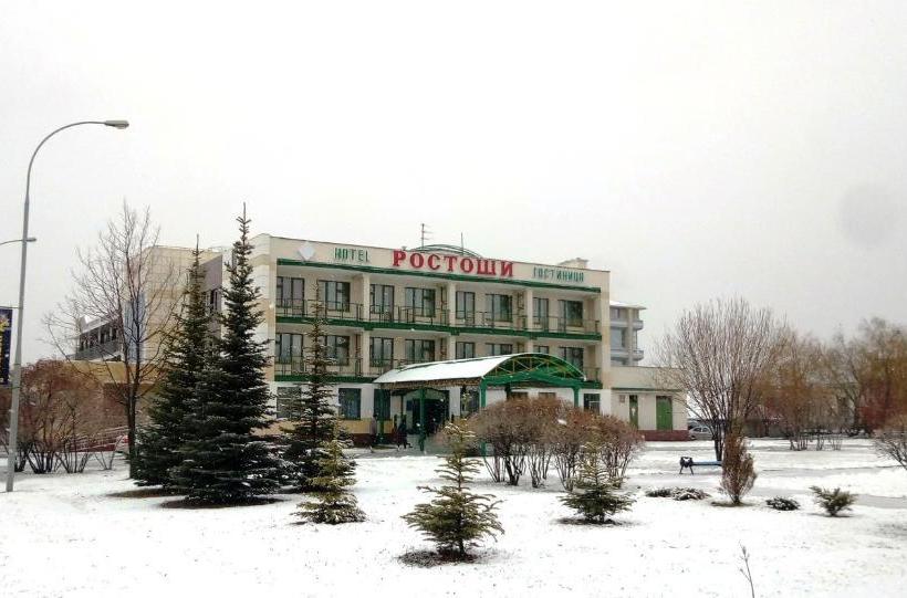 בית מלון כפרי Rostoshi