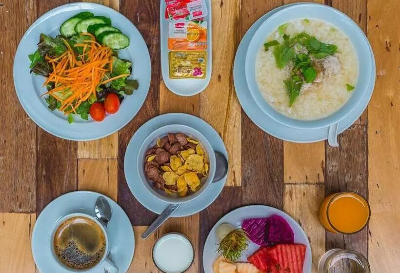 Отель Taman Resort