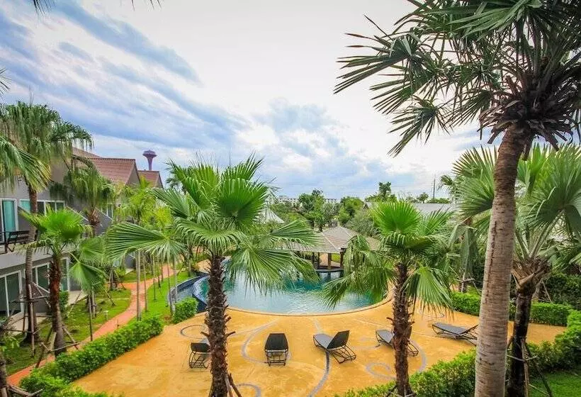 Отель Taman Resort