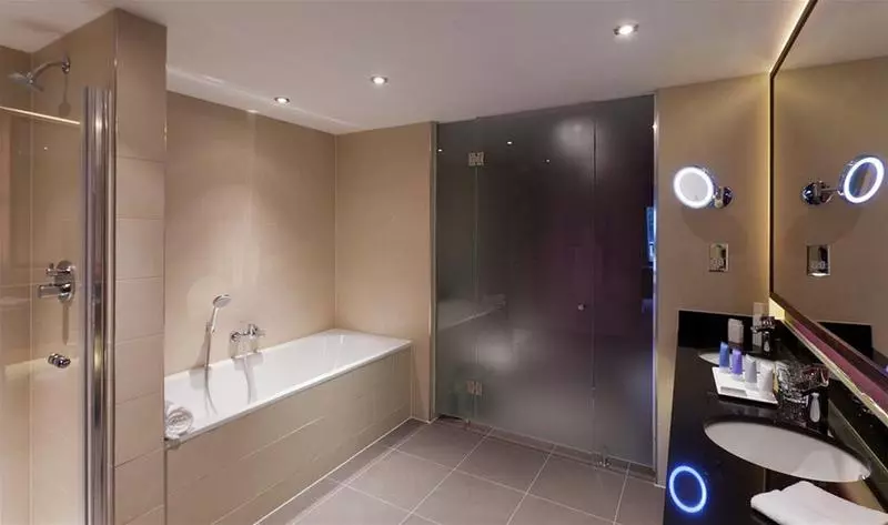 Hotelli The Mere Golf Resort & Spa