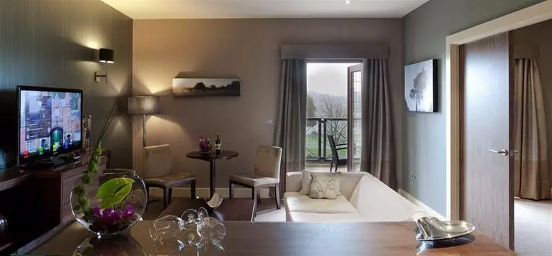 Hotelli The Mere Golf Resort & Spa