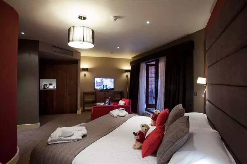 Hotelli The Mere Golf Resort & Spa