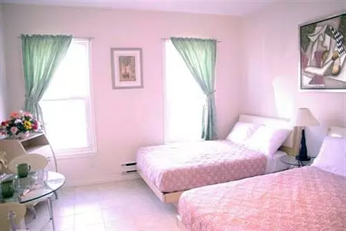 Отель Urban Living Suites