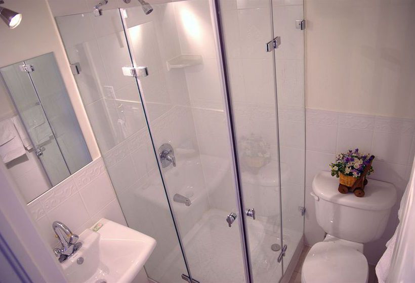 فندق Urban Living Suites