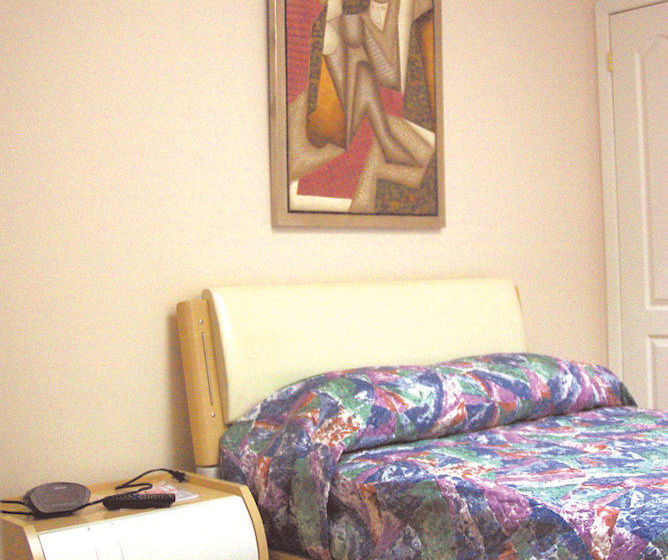 فندق Urban Living Suites