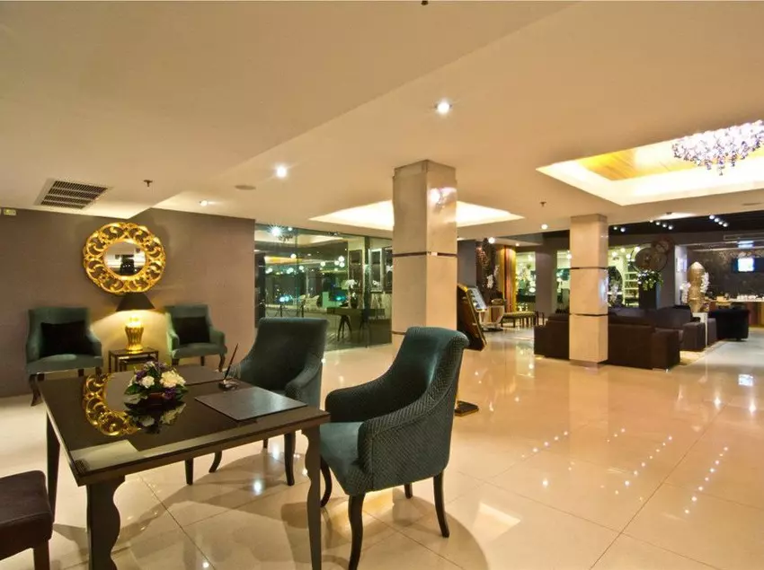 Hotelli Rashmi S Plaza  Vientiane