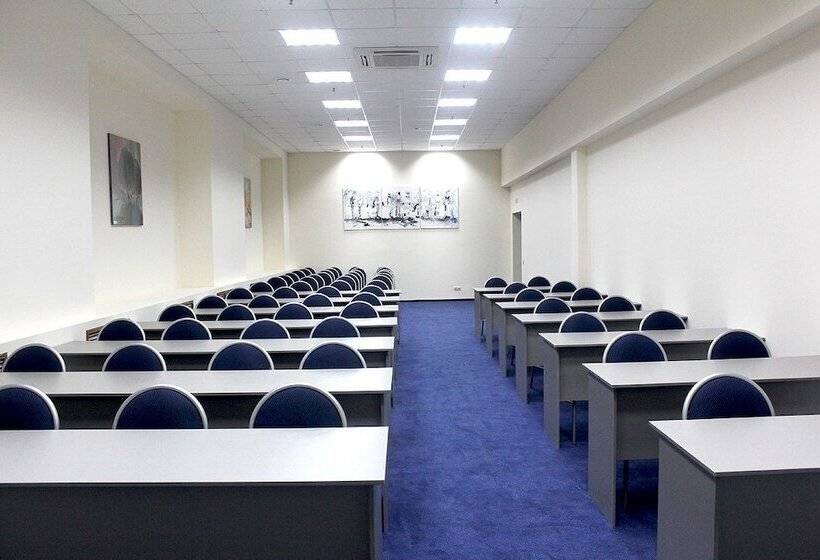 ホテル Art Ulyanovsk