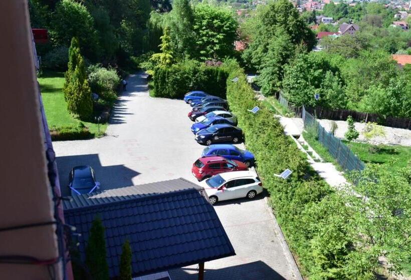 בית מלון כפרי Bellavista Brasov