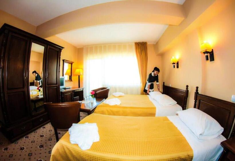 בית מלון כפרי Bellavista Brasov