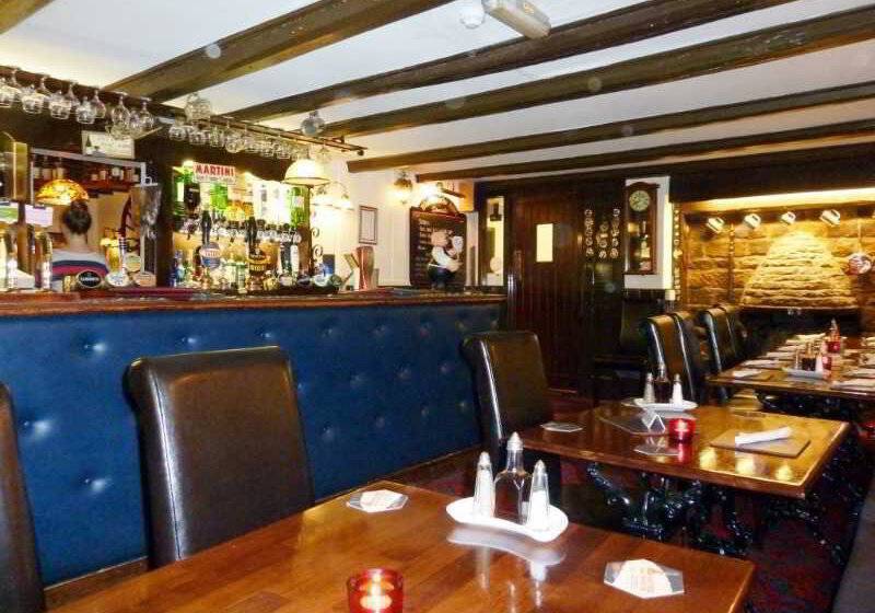 فندق Blacksmiths Arms Inn