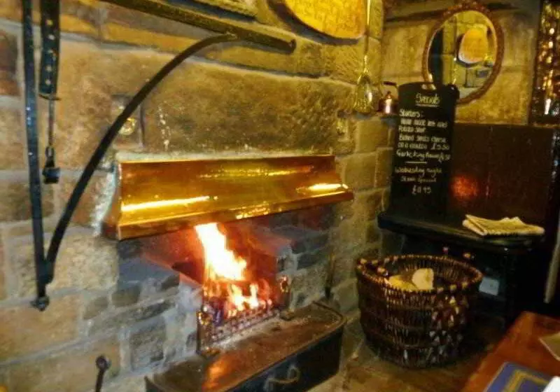 Отель Blacksmiths Arms Inn