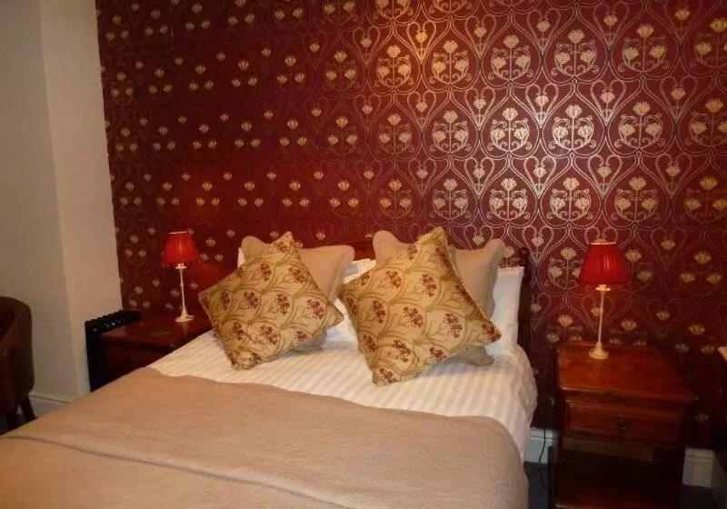 Отель Blacksmiths Arms Inn