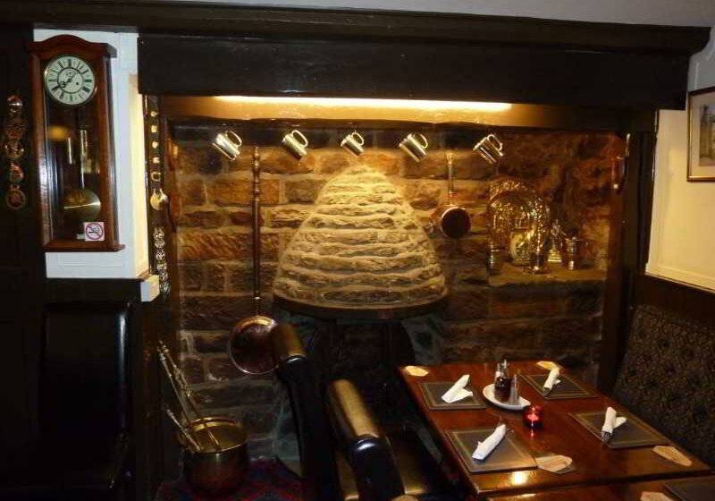 فندق Blacksmiths Arms Inn