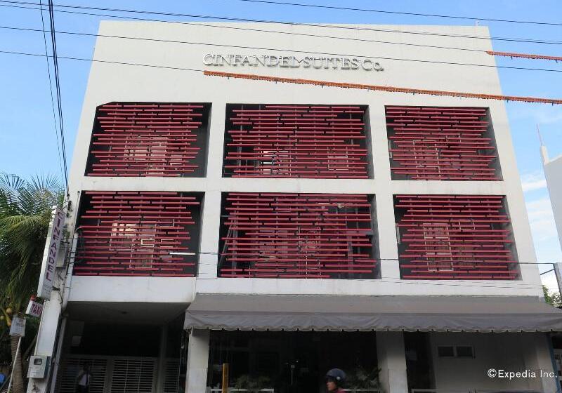 בית מלון כפרי Cinfandel Suites