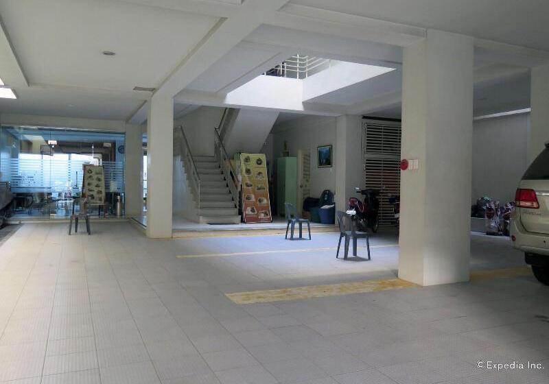 בית מלון כפרי Cinfandel Suites