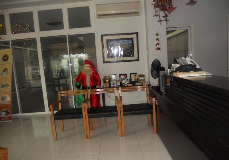 בית מלון כפרי Cinfandel Suites