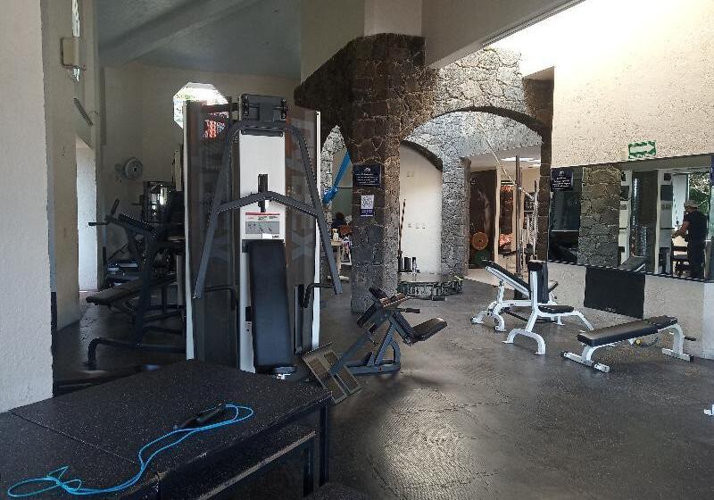 فندق Coral Cuernavaca Resort & Spa