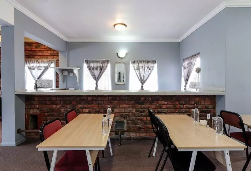 هتل George Lodge International