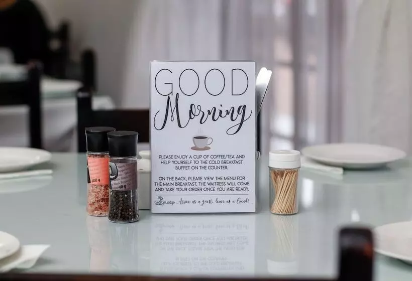 هتل George Lodge International