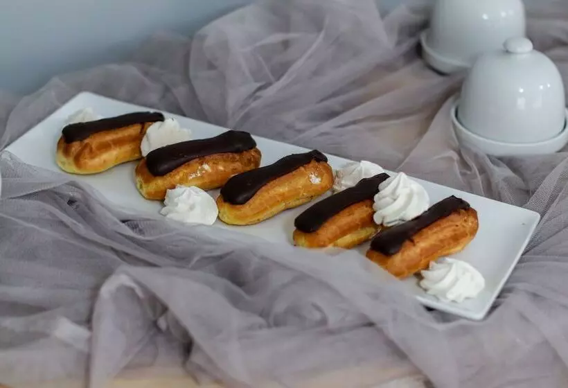 هتل George Lodge International