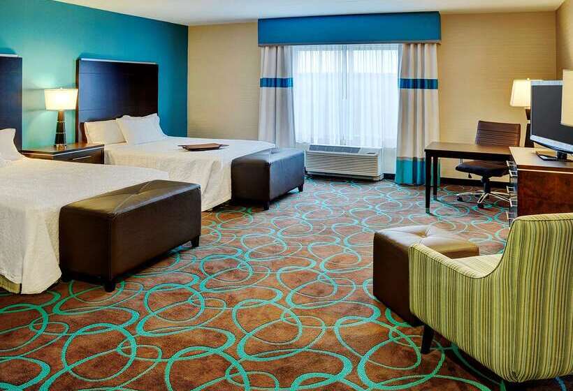 Отель Hampton Inn By Hilton Winnipeg Airport/polo Park