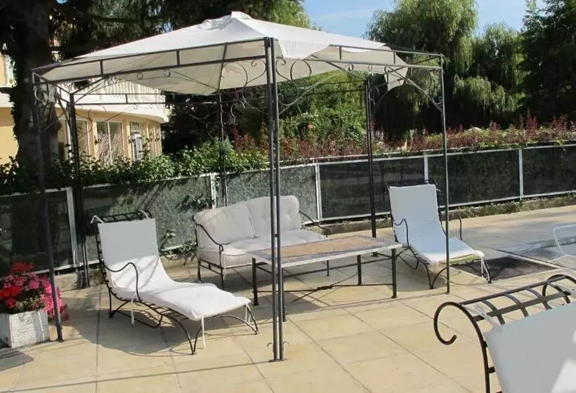 هتل Hôtel Acostel