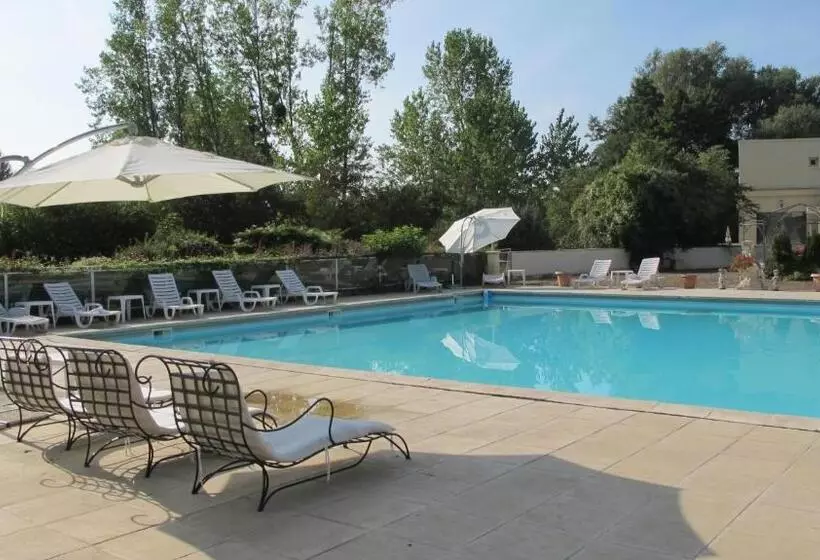 هتل Hôtel Acostel