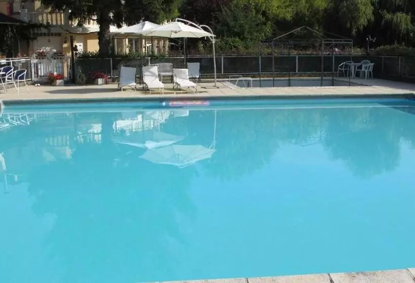 هتل Hôtel Acostel