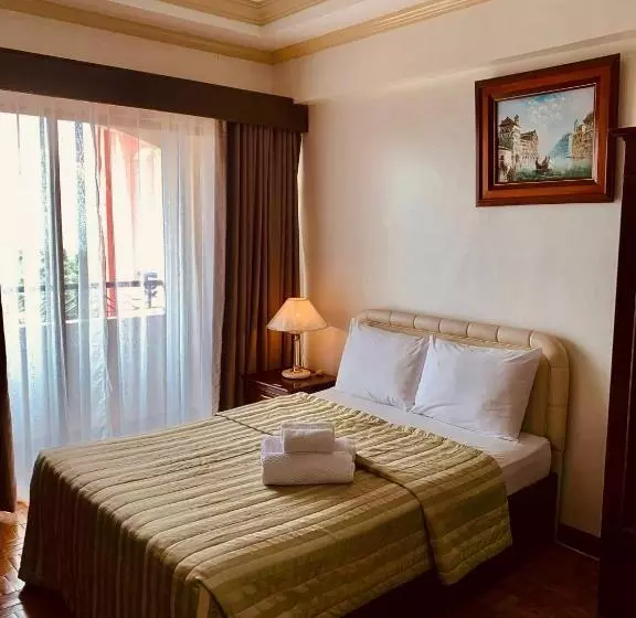 هتل My Little Island