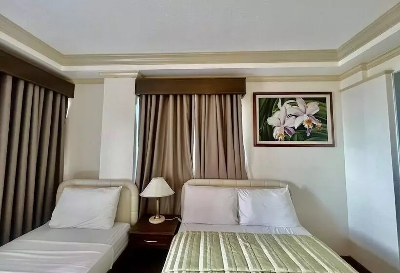 هتل My Little Island