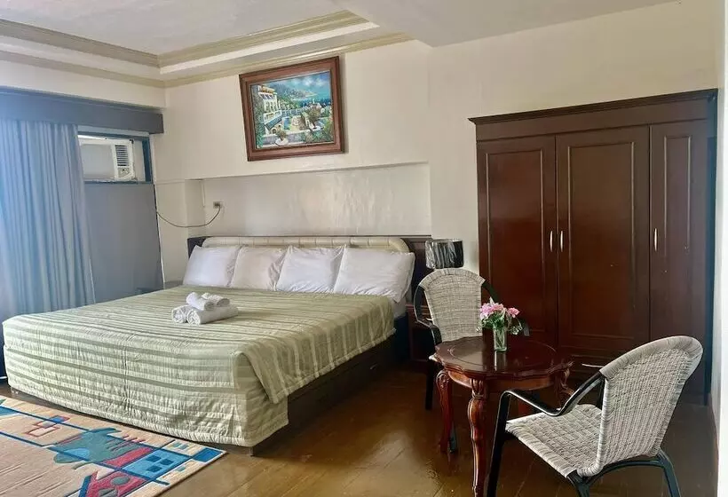 هتل My Little Island