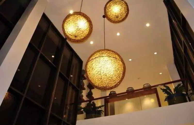 酒店 R Suites And Café