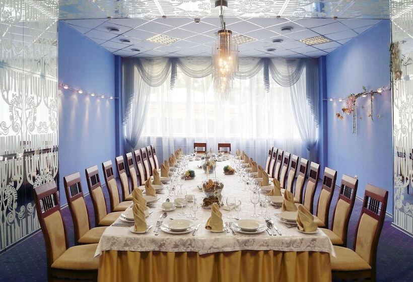 בית מלון כפרי Sadko