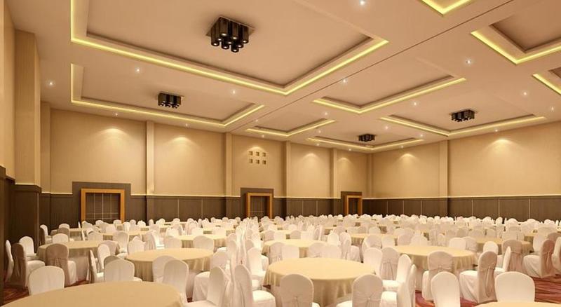 فندق Santika Palu