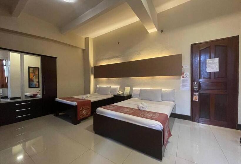 Отель Stone House Quezon City