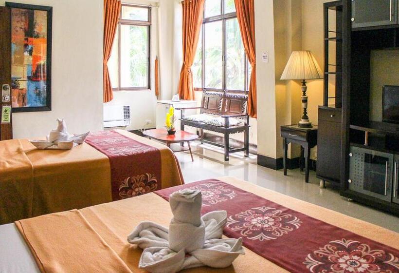 Отель Stone House Quezon City