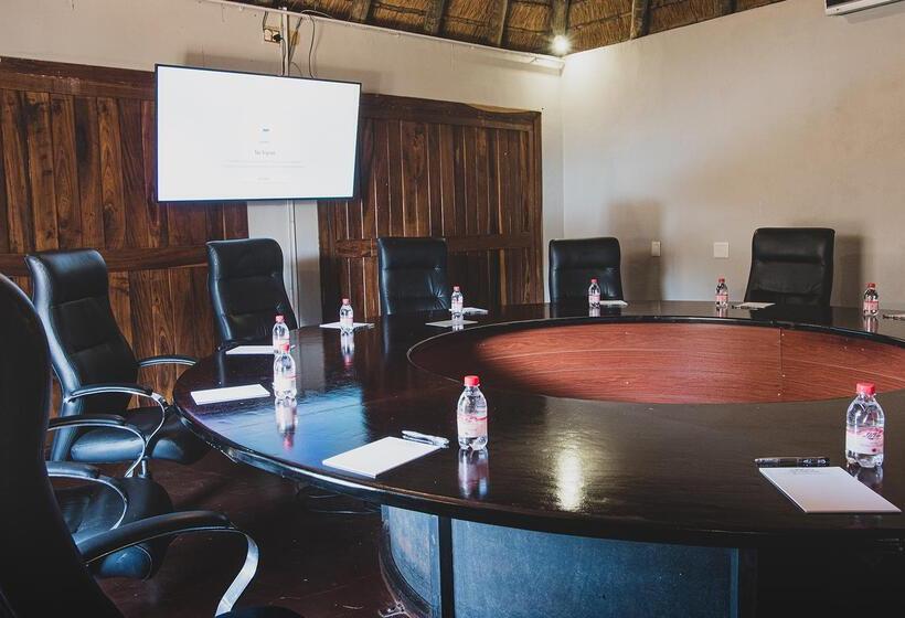 בית מלון כפרי Tala Game Reserve