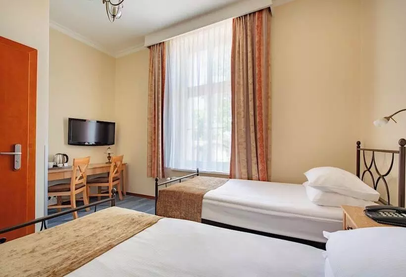 Villa Sedan   Destigo Hotels