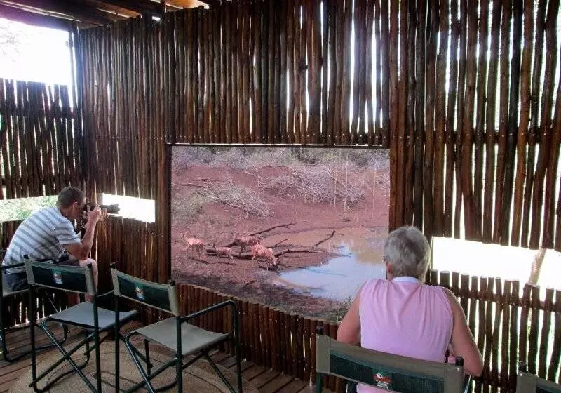 Leopard Mountain Safari Lodge