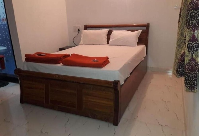 فندق Ashoka King