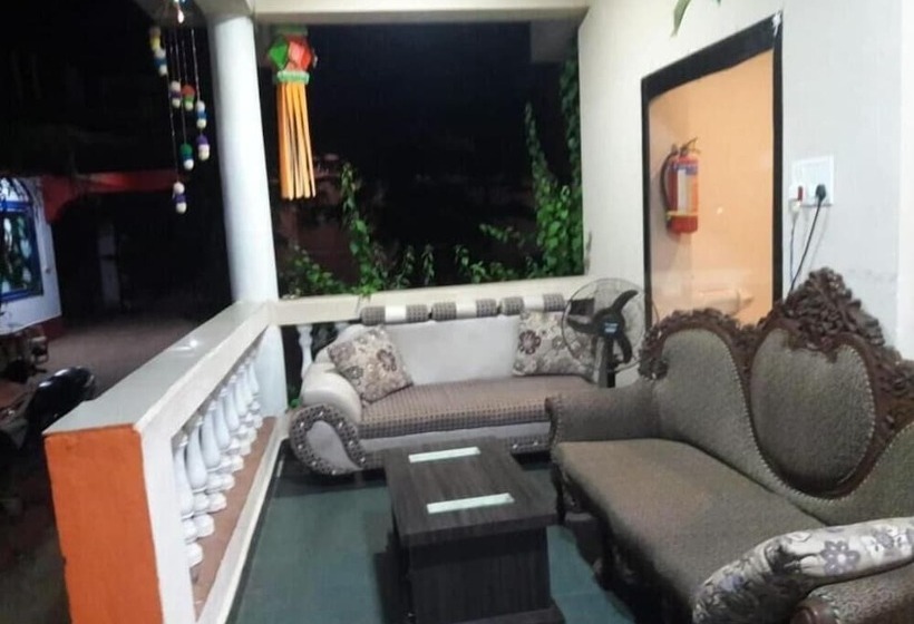 فندق Ashoka King