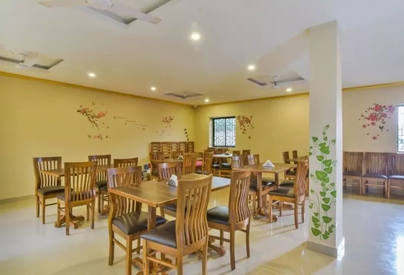 ホテル Ashoka King