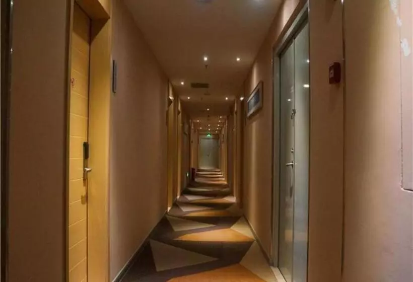ホテル City Comfort Inn Zhuhai Doumen Ninghai Xinduhui