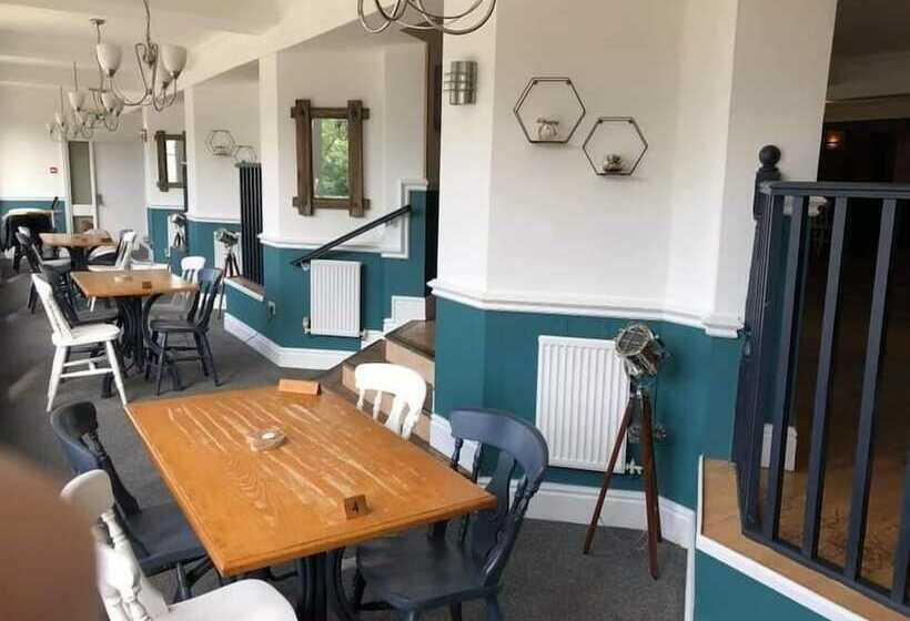 ホテル The Harbour