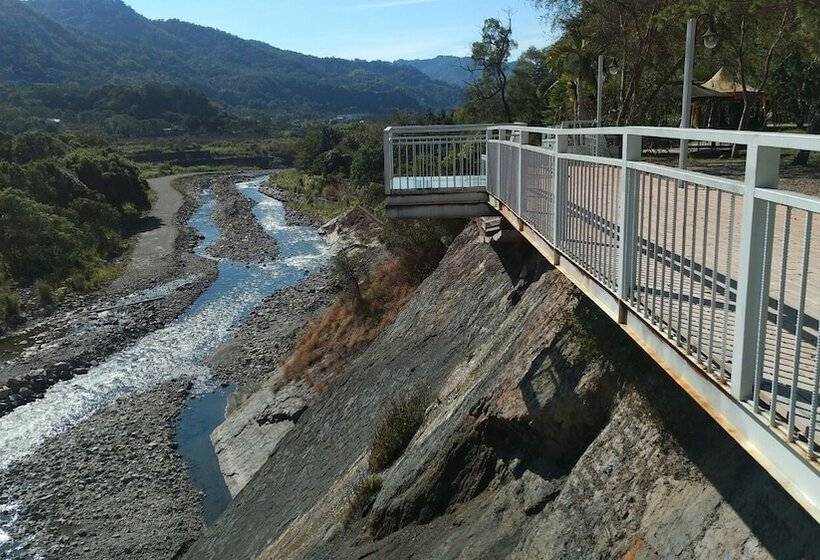 هتل Pei Kong Creek Resort