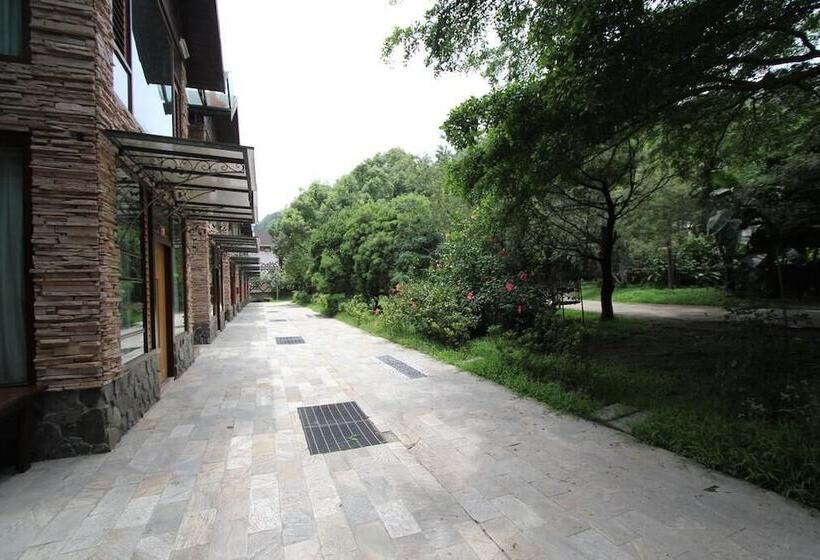 هتل Pei Kong Creek Resort