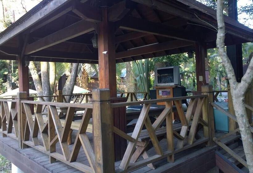 هتل Pei Kong Creek Resort